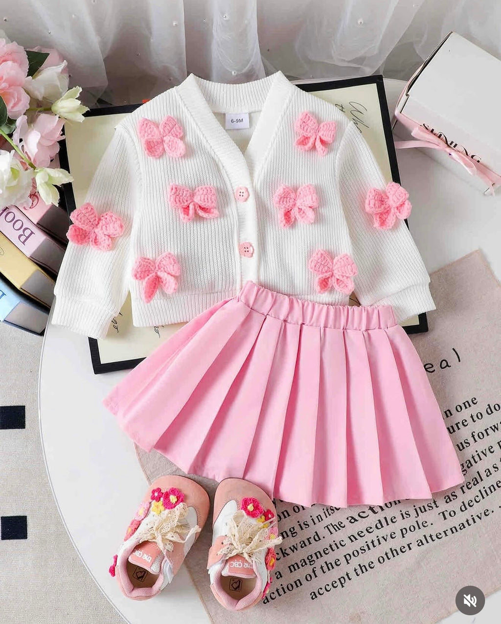Long-Sleeve Jacket +Pink Skirt
